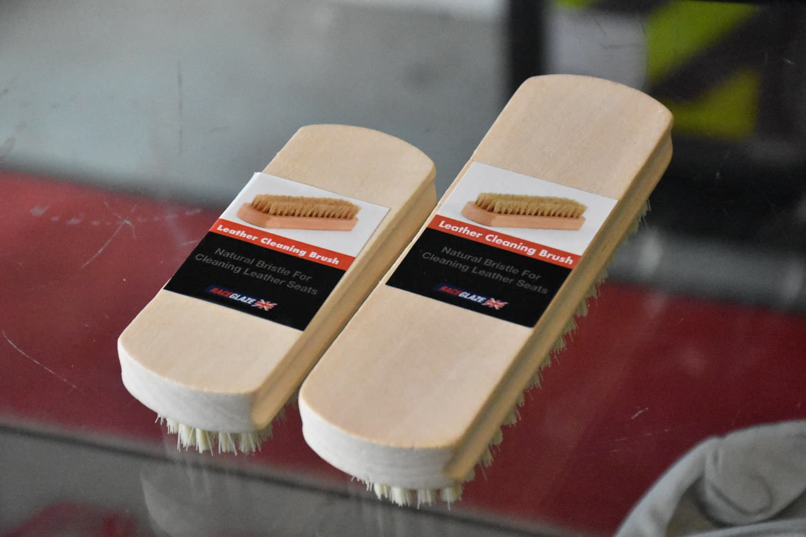 RaceGlaze Leather Brush - Petite