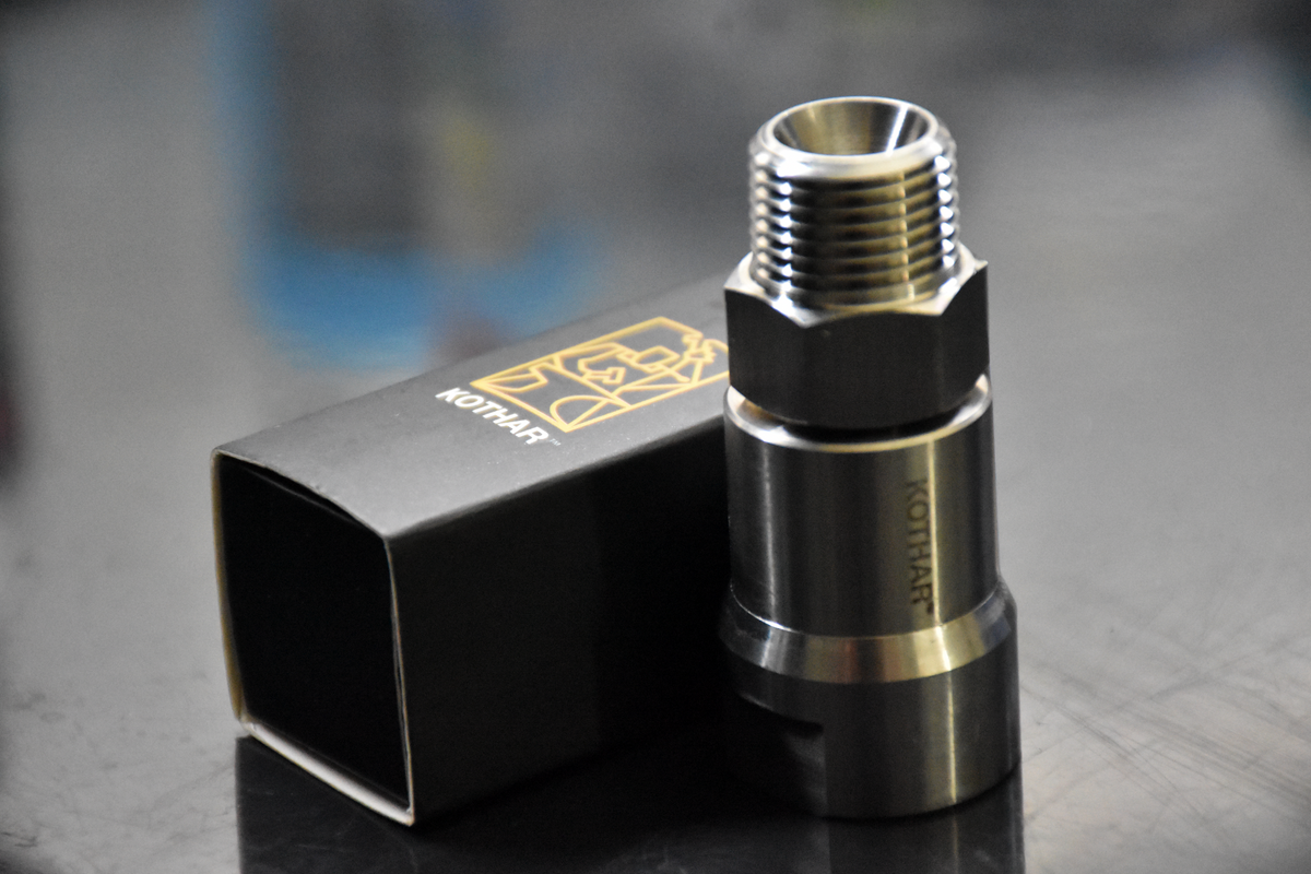 Kothar Inline Swivel 3/8 M x F Stainless Steel 4000 psi